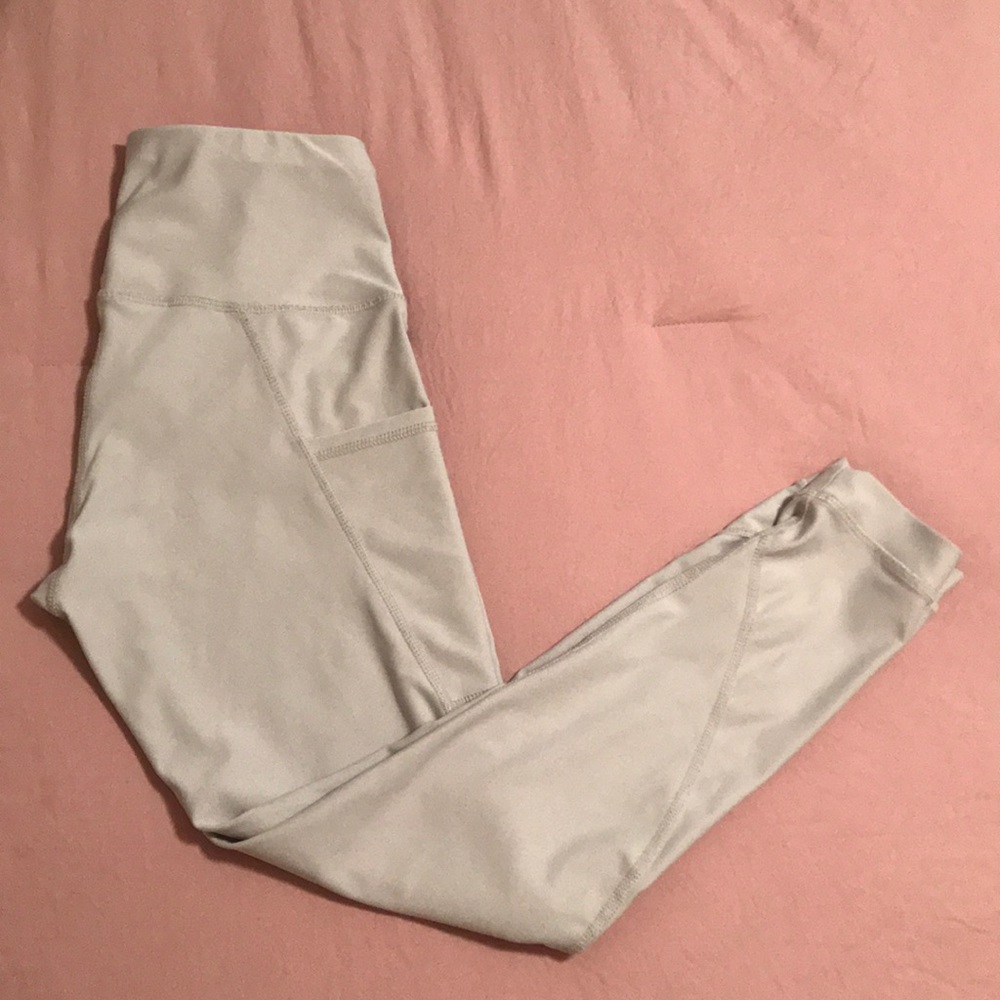 High rise, crop leggings